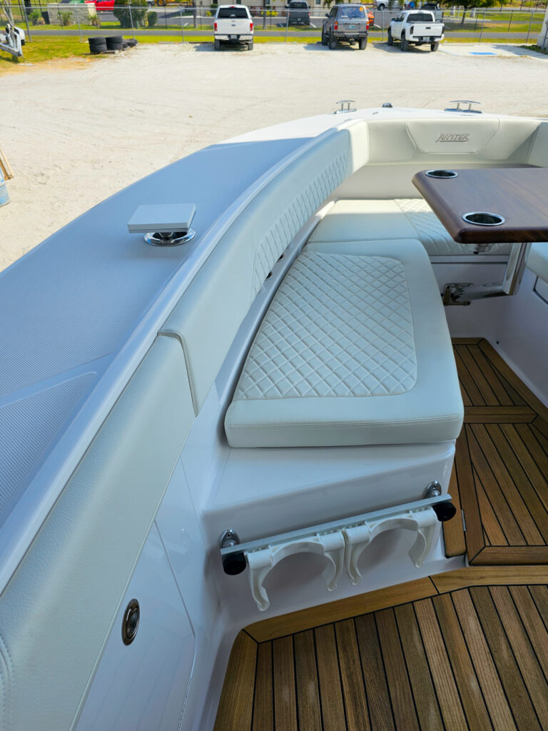 Dive Tank Holder and Pedestal for Folding Tower